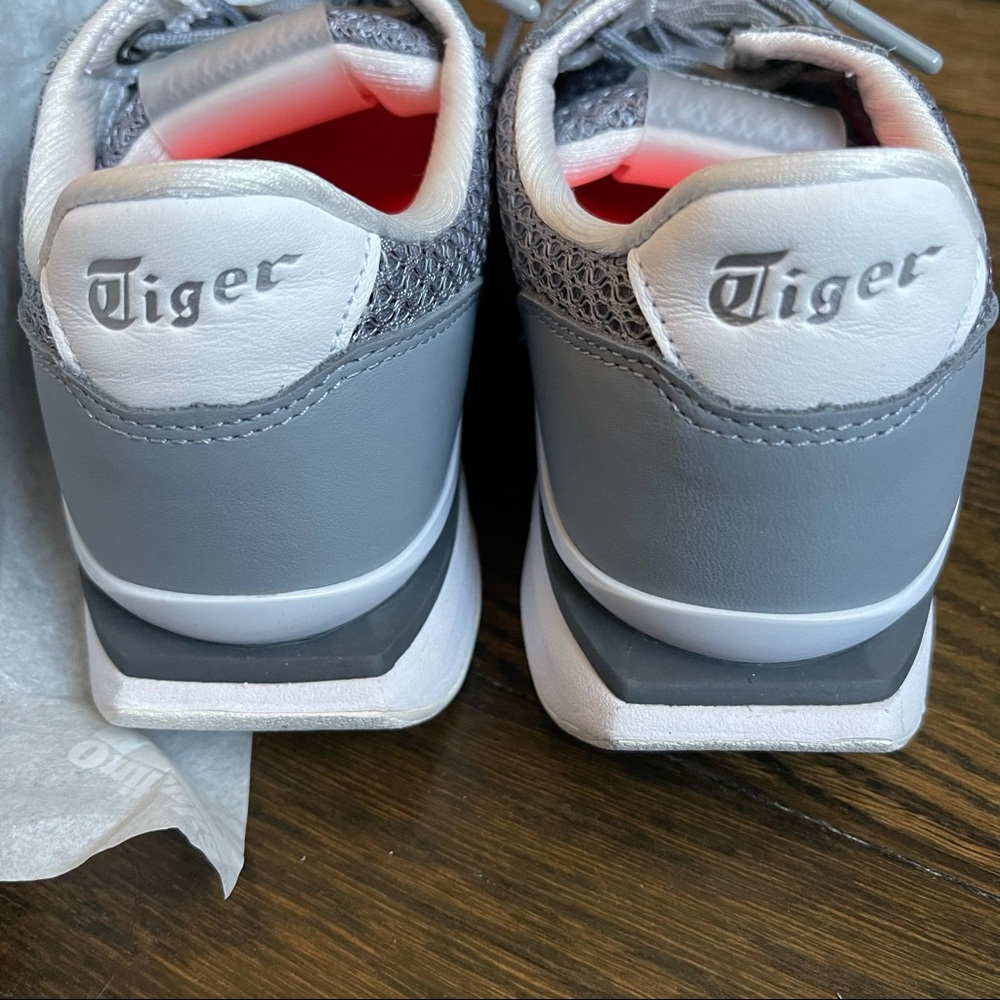 Onitsuka Tiger ULTIMATE 81 MP Sneakers size 6 - Picture 7 of 12
